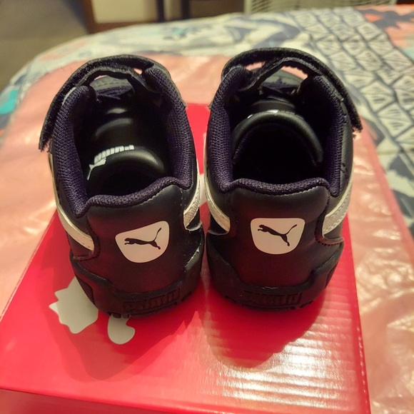 PUMA - Picture 4 of 5